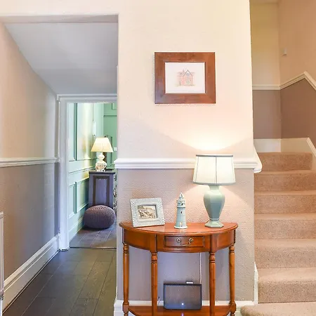 Esplanade Tatil Evi *