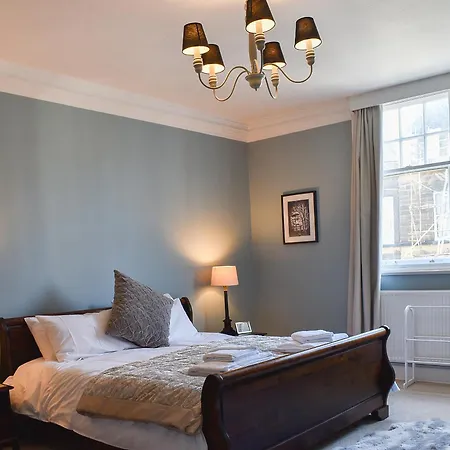 Esplanade * سكرابورو